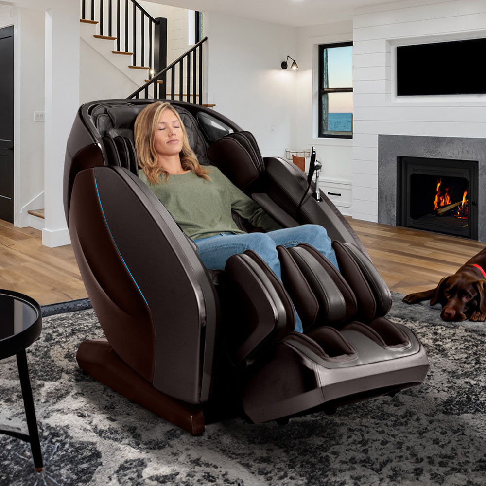Kyota Hatsumei M900 in Dark Brown, reclined in a living room